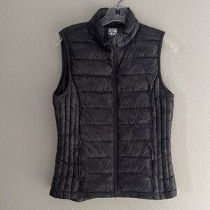 32 Degrees Weatherproof Heat Down Puffer Vest - size small